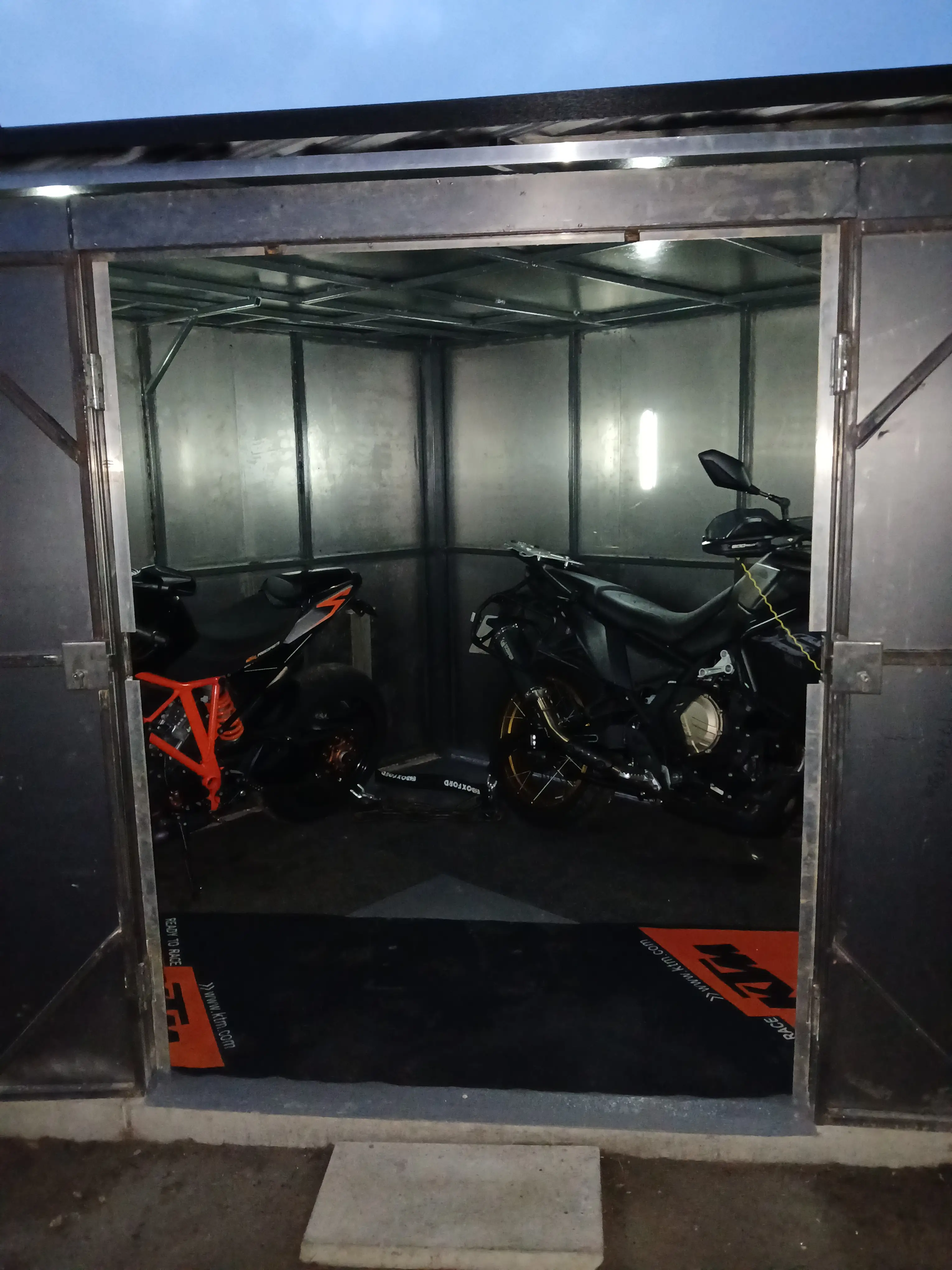 Chris Hinks - Quick & Practical Motorbike Storage Build