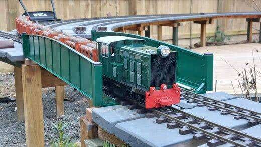 Mark Rennie - Steam garden railway